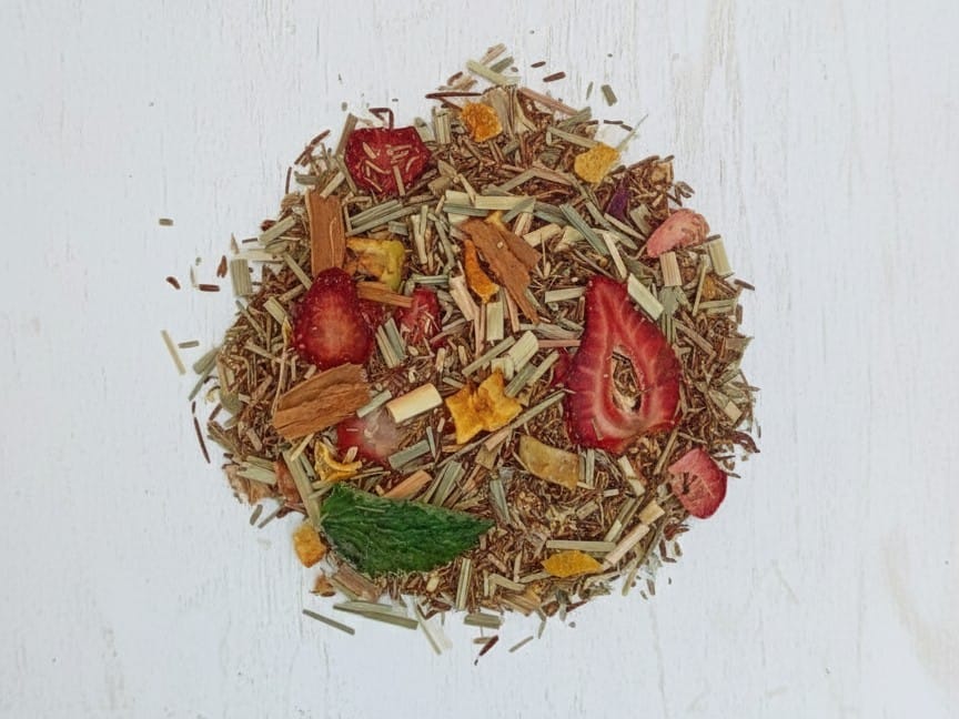 Cítrica Vital Frutal – Infusión Artesanal de Rooibos Cítrica y Refrescante